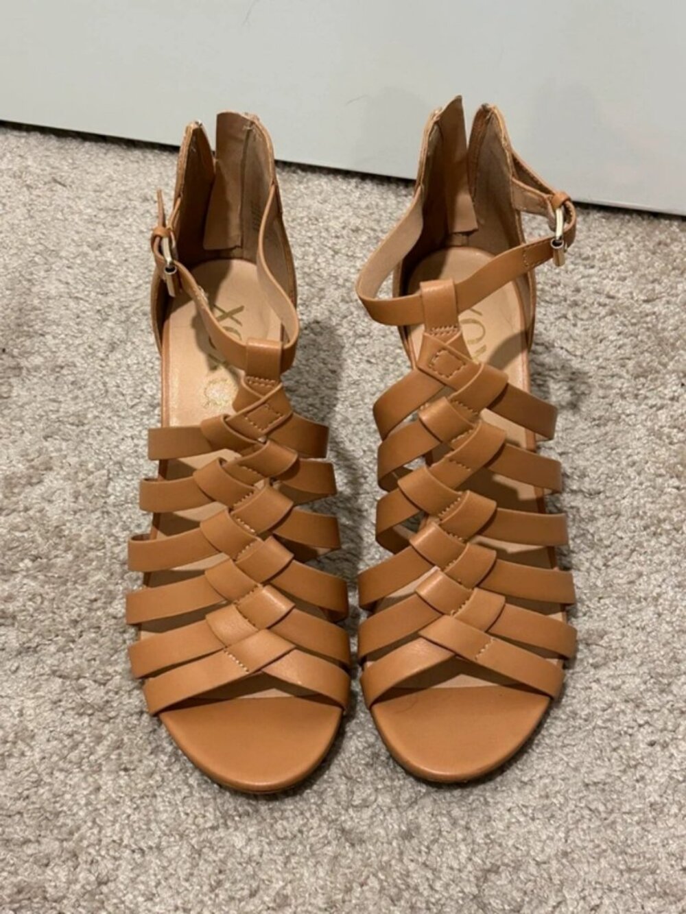 Womens heels size 8.5